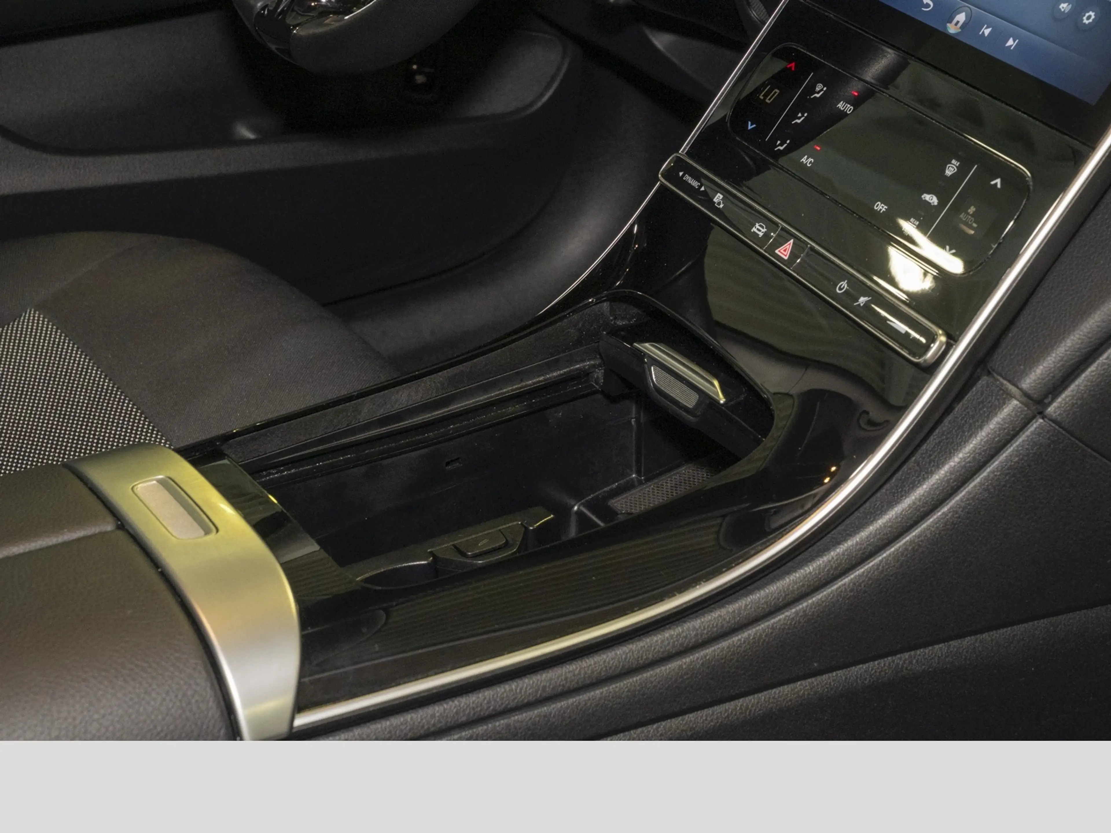 Mercedes-Benz C 200 C-CLASS D (206.203) C 200 D MHEV — photo 7