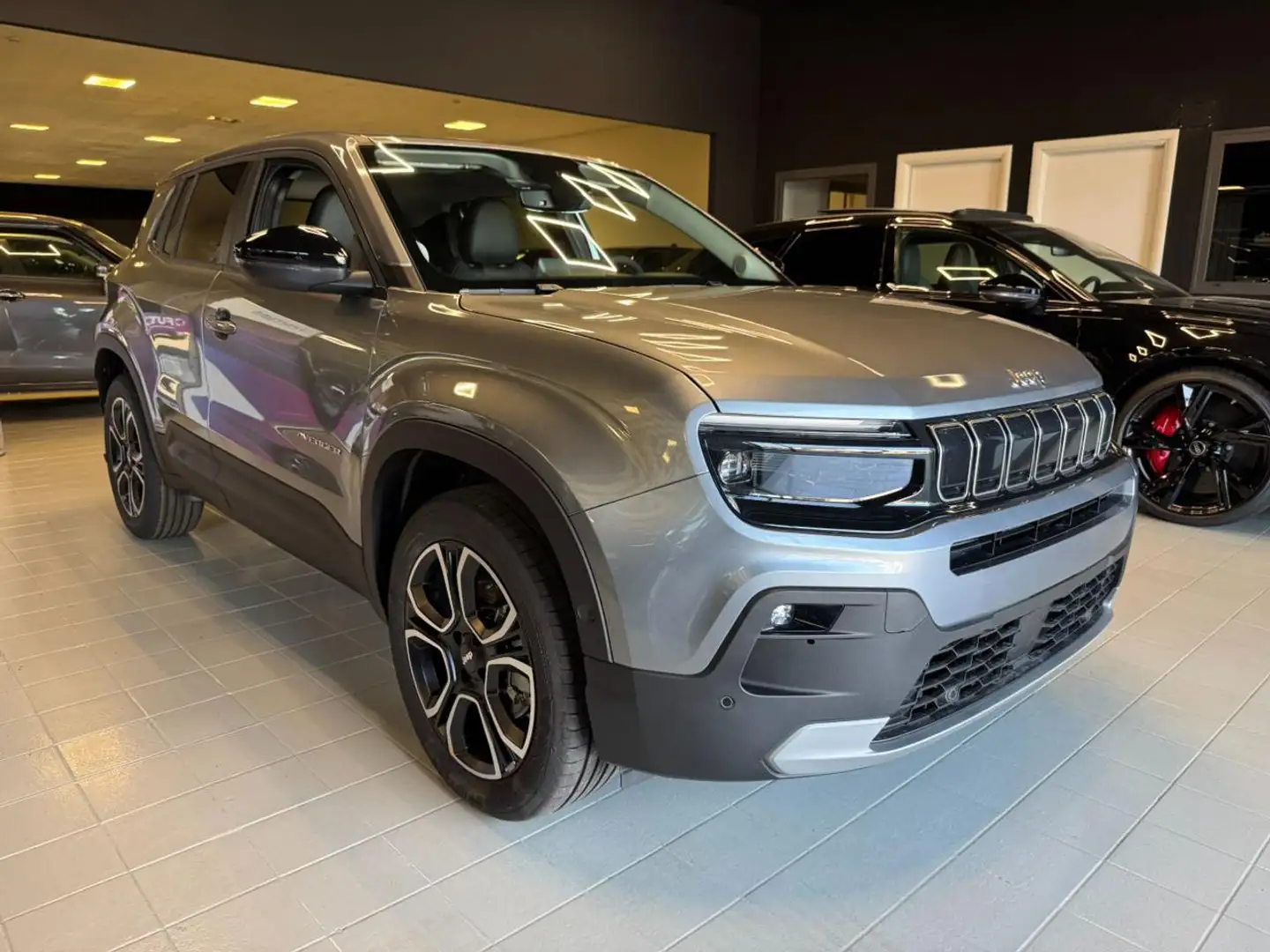 Jeep Avenger 1.2 Turbo 110 CV MHEV Summit km0! Grigio - 1