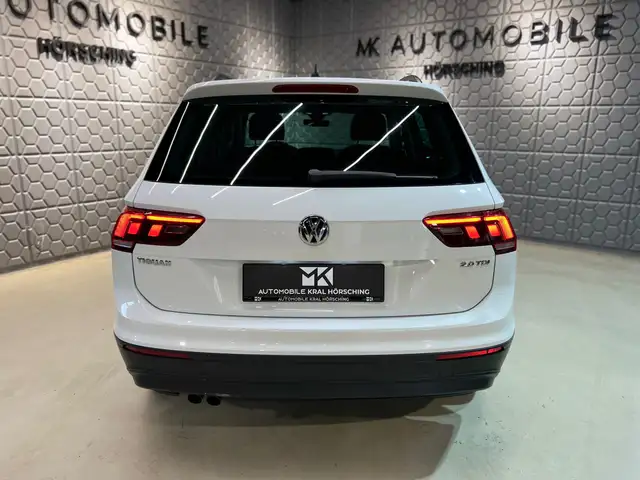 Volkswagen Tiguan view 8