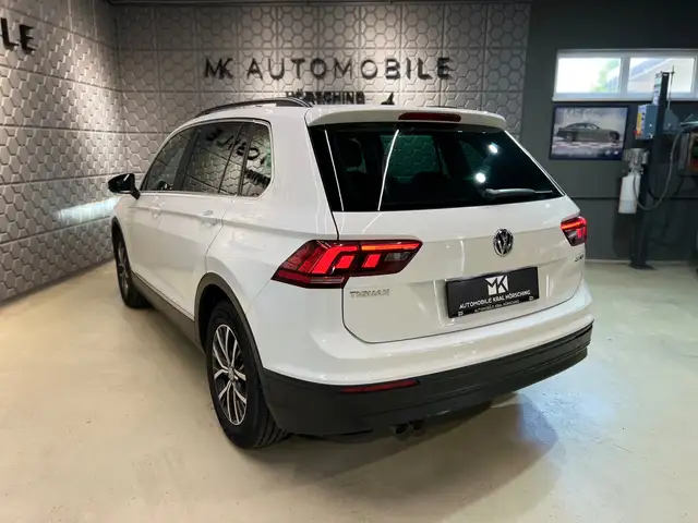 Volkswagen Tiguan view 9