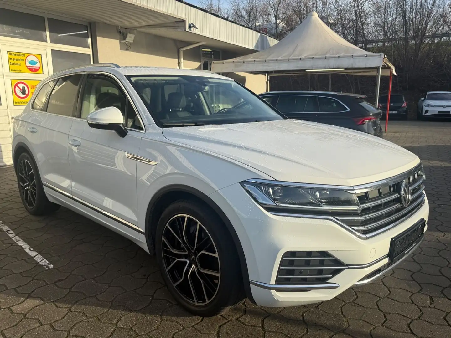 Volkswagen Touareg 3.0 TDI Softcl Standh ACC Allradlenkung Blanc - 1