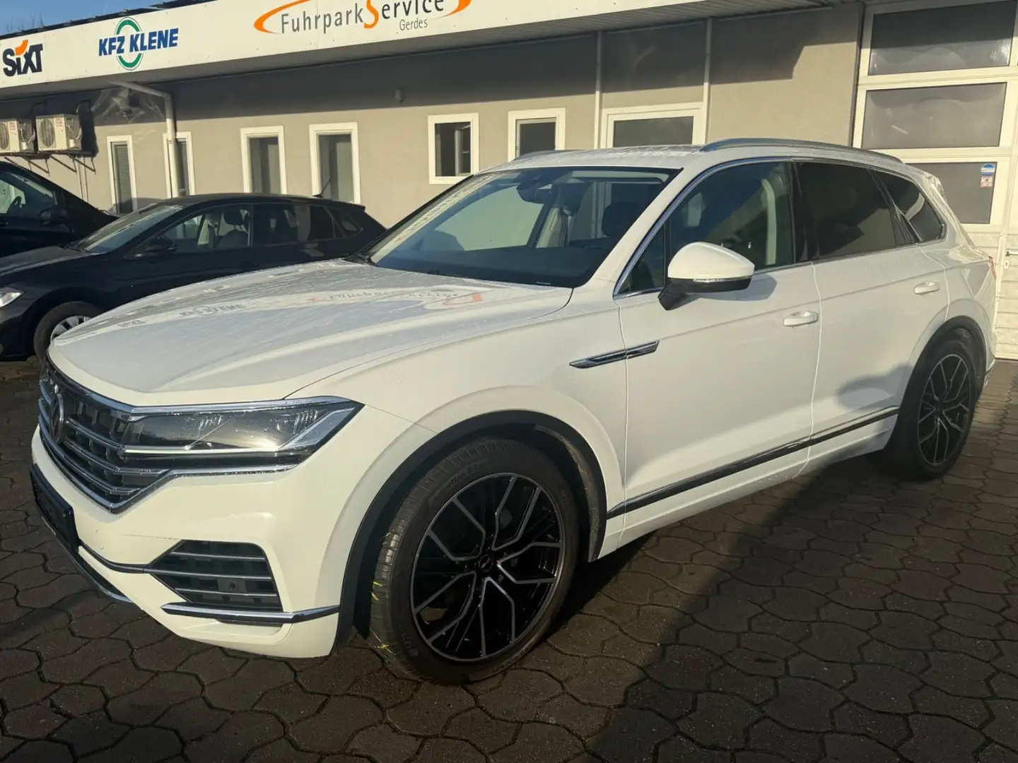 Volkswagen Touareg 3.0 TDI Softcl Standh ACC Allradlenkung Blanc - 2