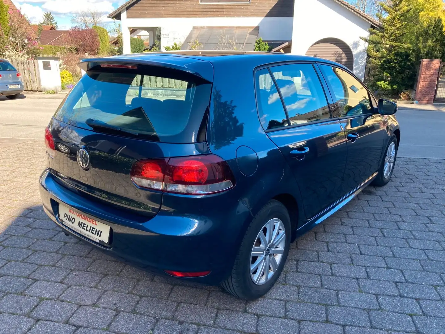 Volkswagen Golf VI Trendline BlueMotion/BMT Blau - 2