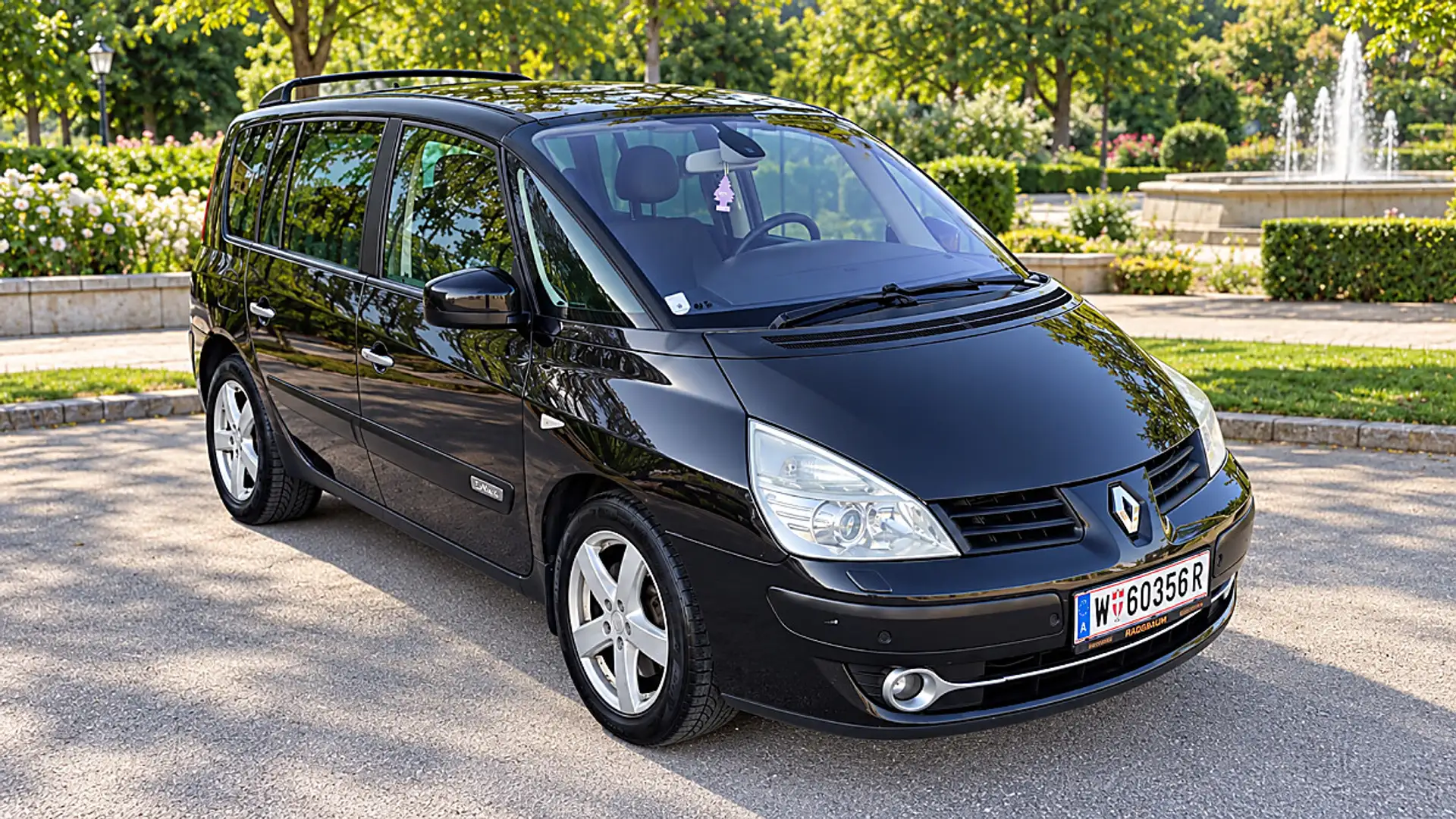 Renault Espace Initiale 2,0 dCi Aut. Schwarz - 2