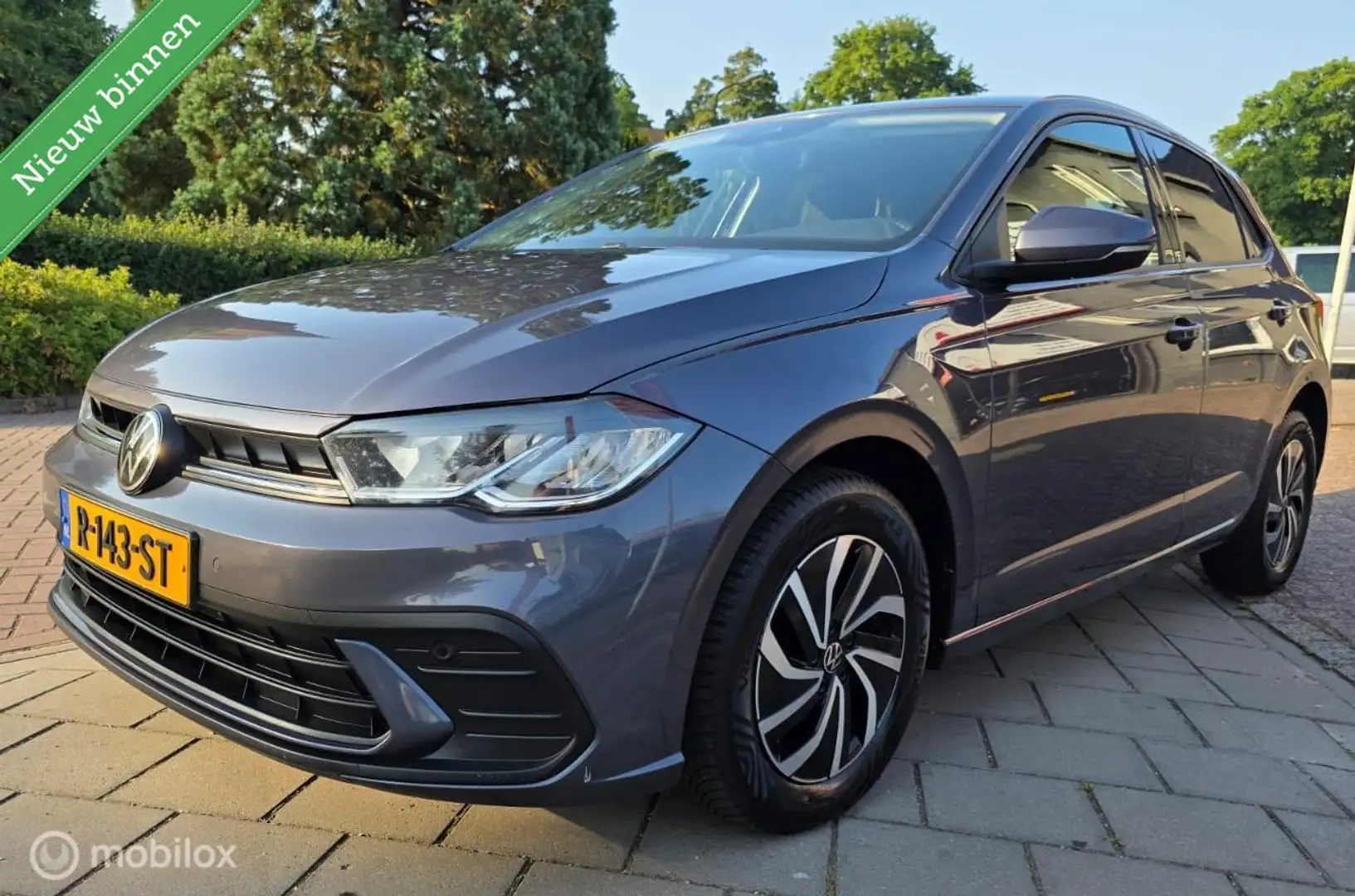 Volkswagen Polo 1.0 TSI Life Business Virtual LED Carplay Grijs - 2