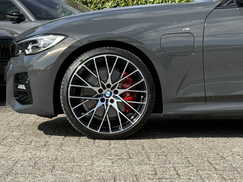 BMW 330 3-serie Touring 330e | High Exe | M-Sport Plus | C — photo 4