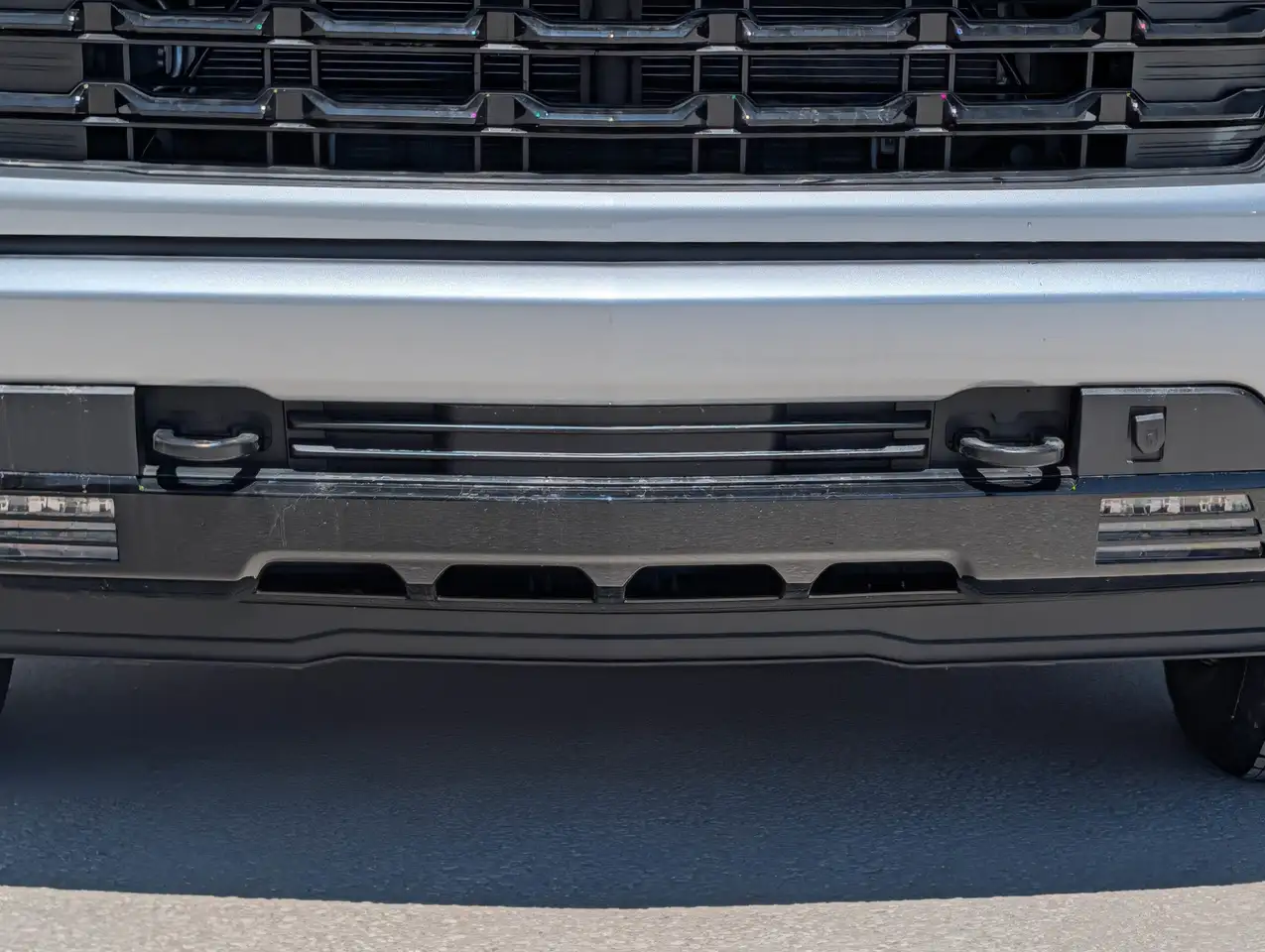 Chevrolet Silverado 1500 снимка Chevrolet Silverado 1500