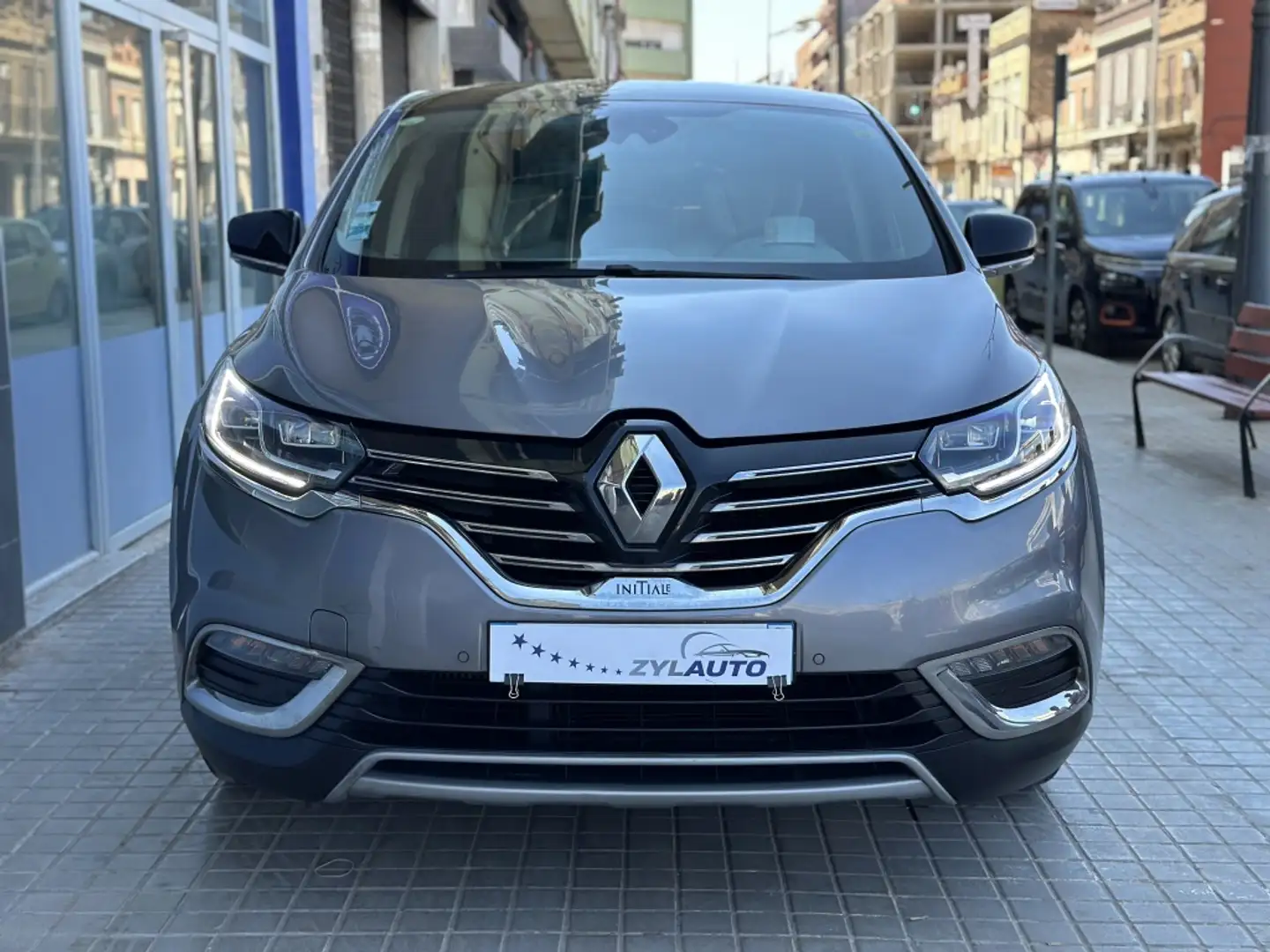 Renault Espace 1.6 TCe Initiale Paris EDC Grau - 2