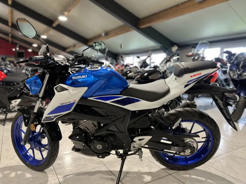Suzuki GSX-S 125 - foto 4