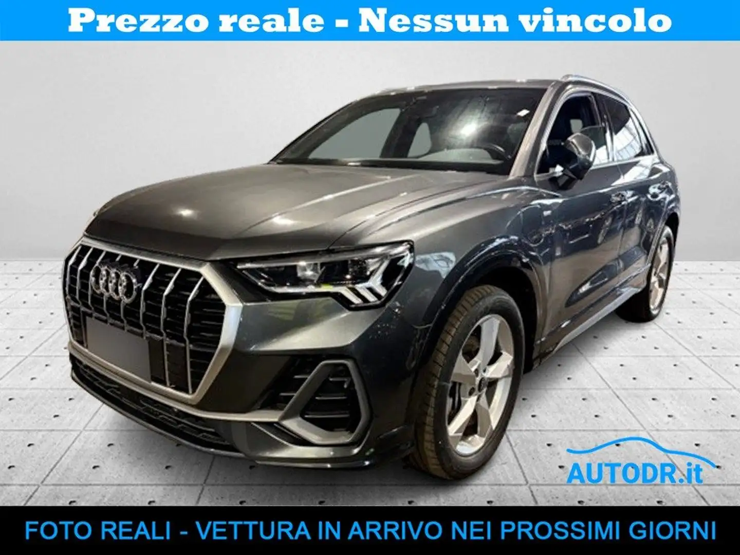 Audi Q3 45 TFSIe S-Tronic 2xS-Line Retrocamera, Cerchi 19" Grigio - 1