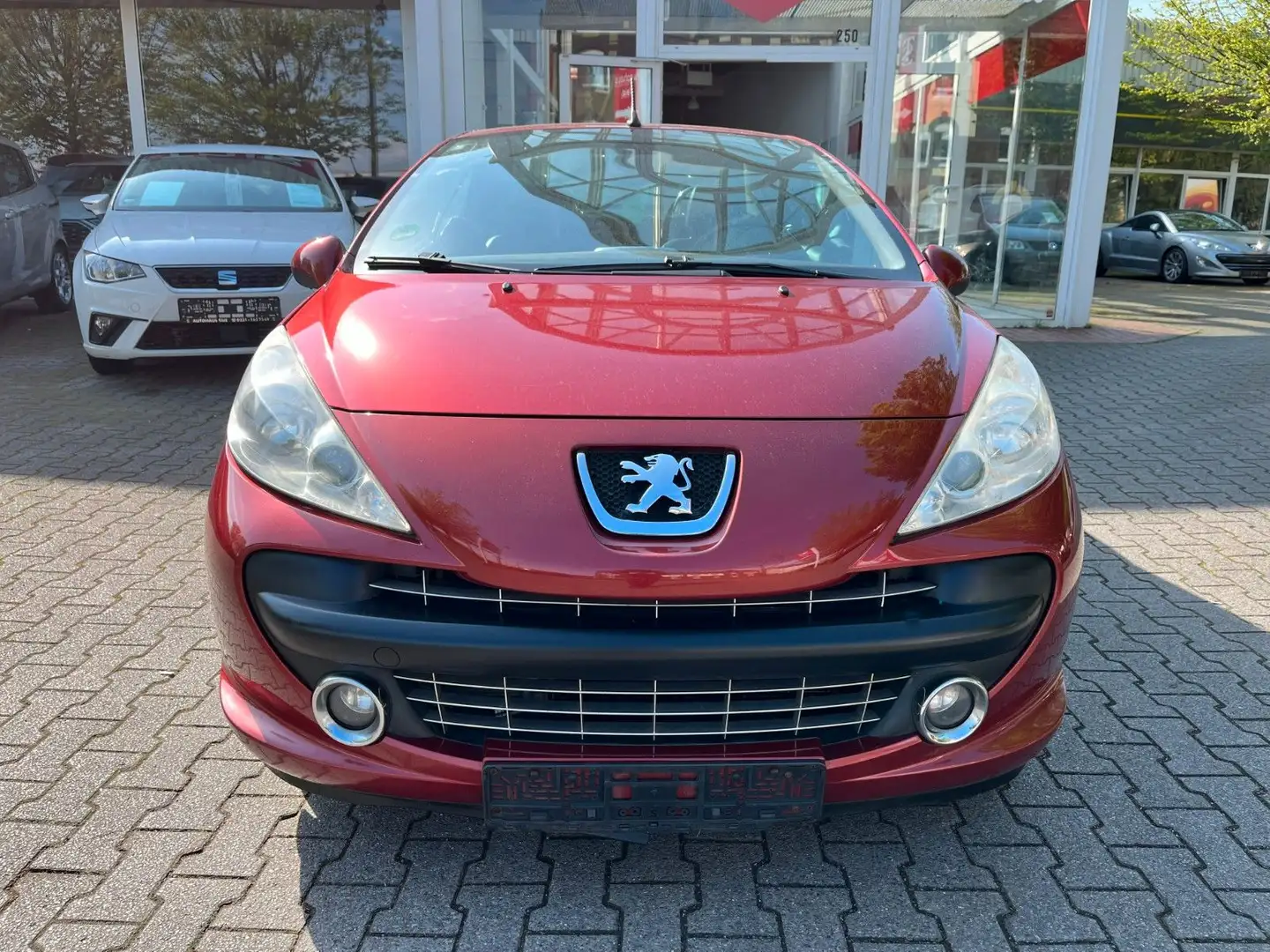 Peugeot 207 CC 1.6 Cabrio-Coupe Platinum*Automatik*Leder Rojo - 2