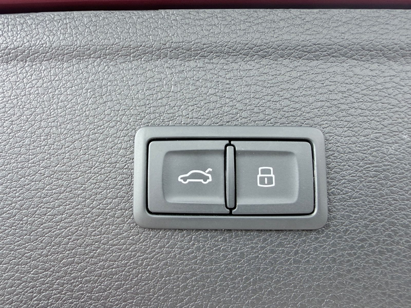 Audi Q5 40 TDI qu. S line PANO/AHK/360°/20"ALU/LED — photo 15