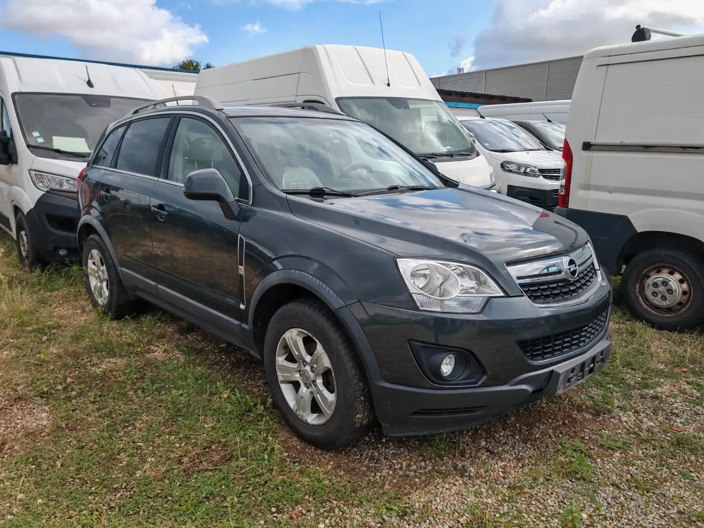 Opel Antara 2.0 CDTI 125KW Euro 6 Grau - 1