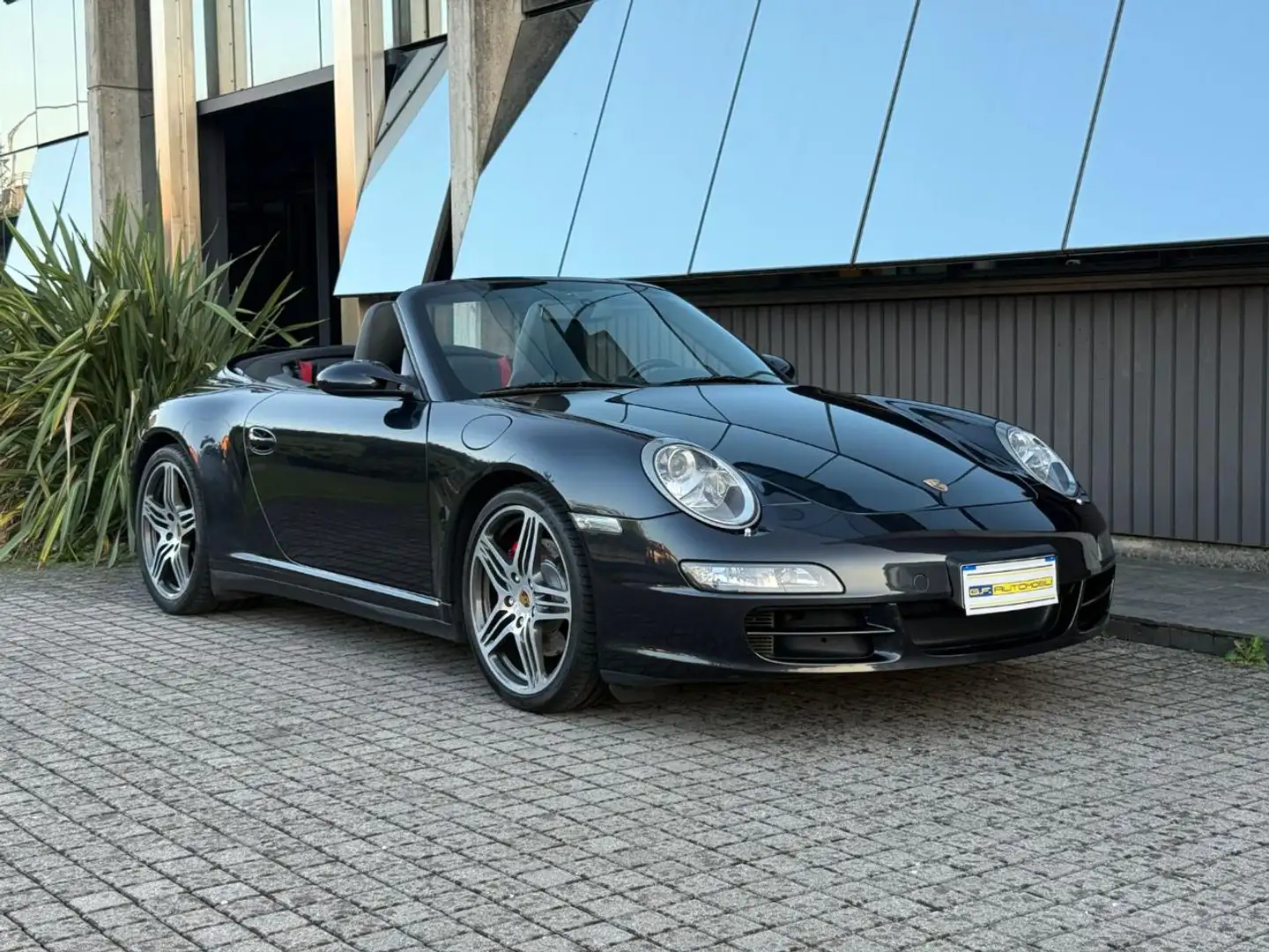 Porsche 997 Carrera 4S Cabrio * PSE * PCCM * APPROVED * Gris - 2
