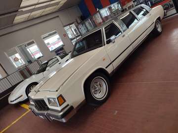 LIMOUSINE 5700V8 7 POSTI *SCAMBI/PERMUTE*