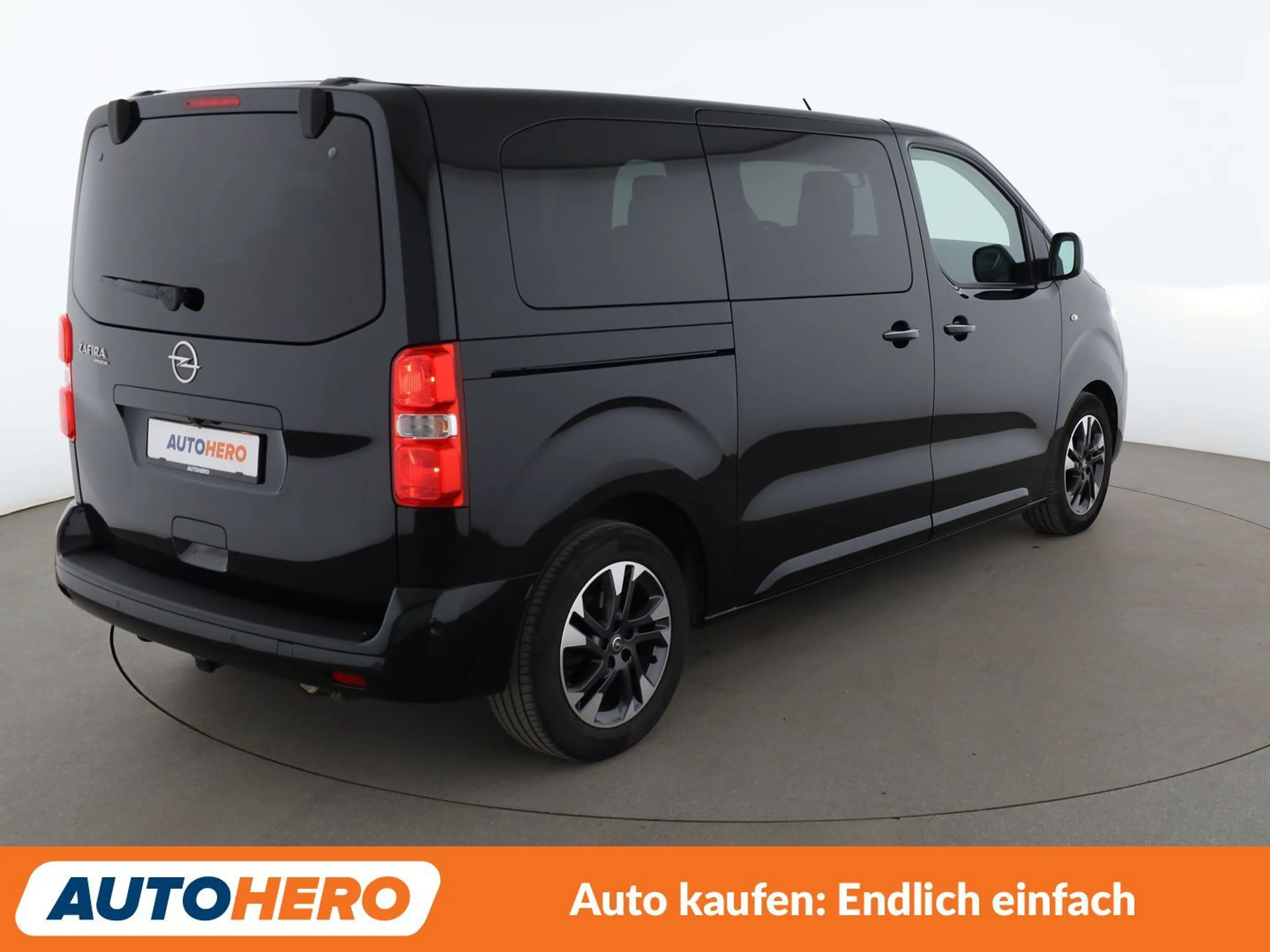 Opel Zafira Life 2.0 CDTI M Tourer L2 — photo 6