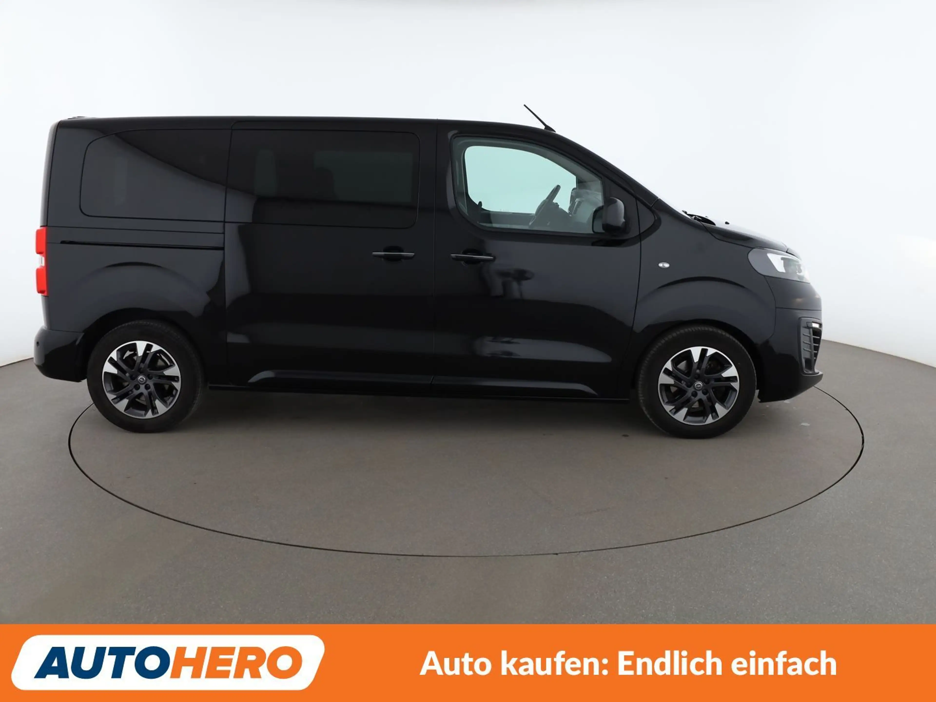 Opel Zafira Life 2.0 CDTI M Tourer L2 — photo 7