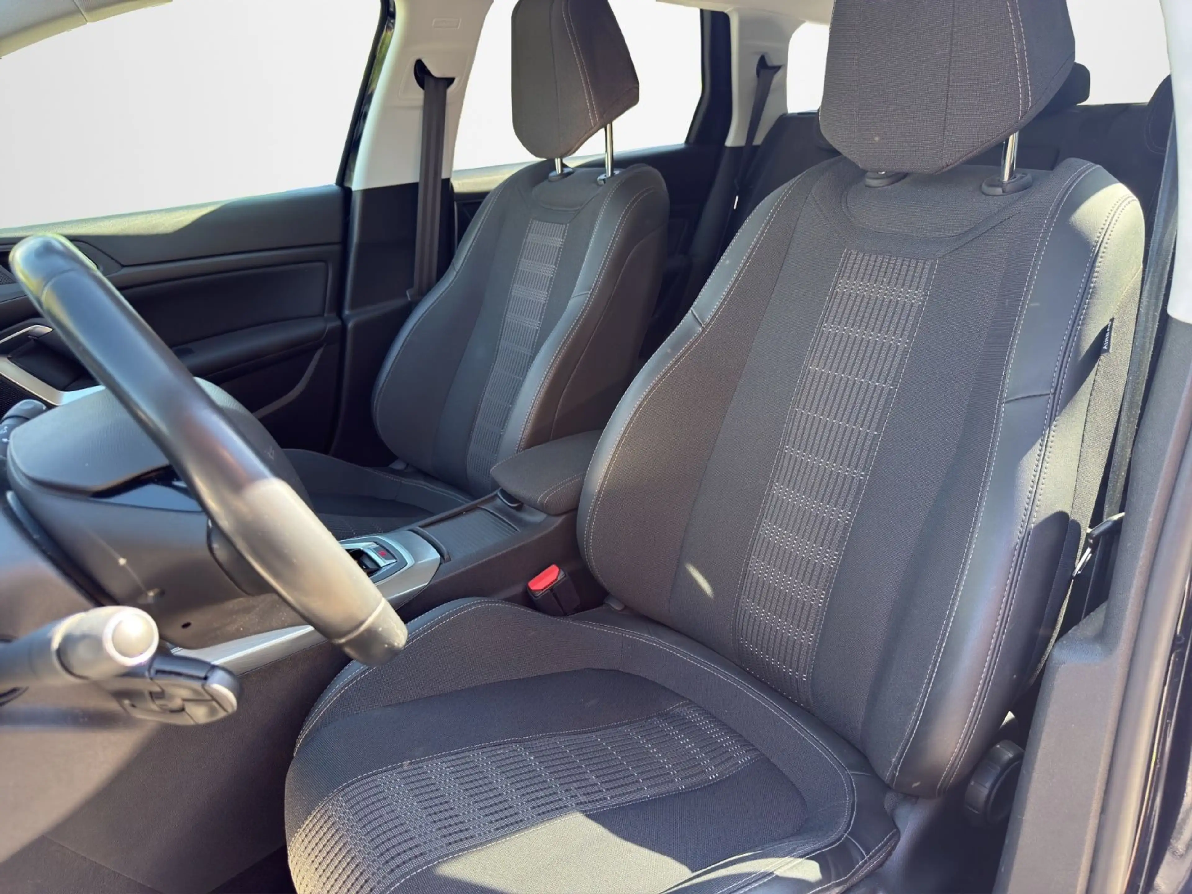 Peugeot 308 SW Allure *1.HAND* — photo 8