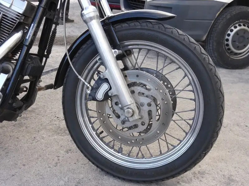 Harley-Davidson Dyna Super Glide - foto 7