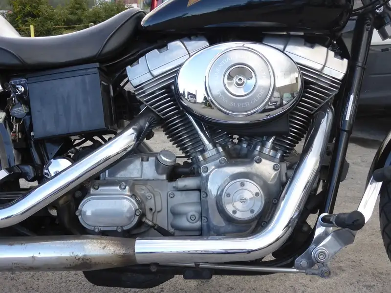 Harley-Davidson Dyna Super Glide - foto 5