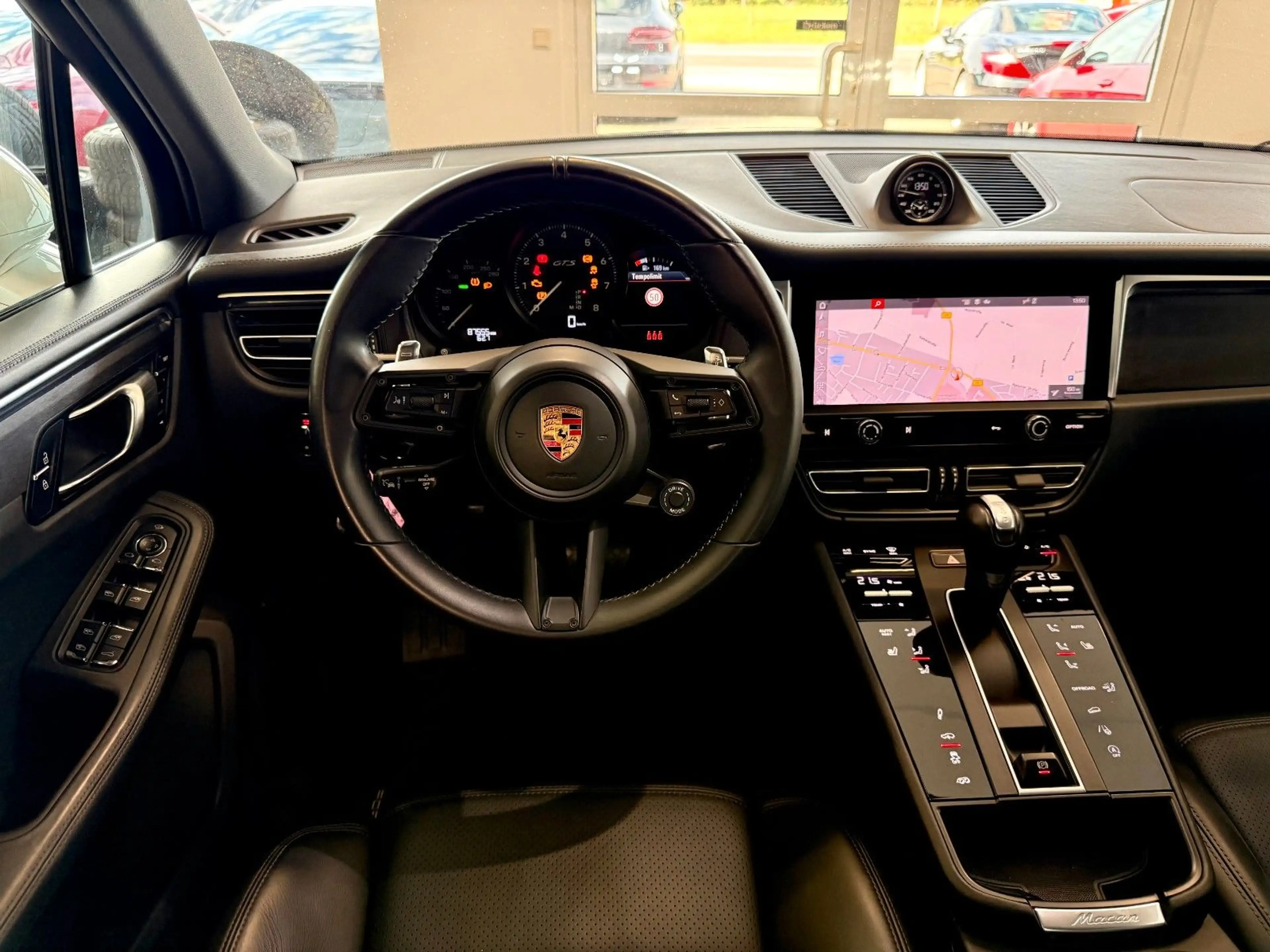 Porsche Macan GTS ACC / Burmester / 360° / Standheizung — photo 12