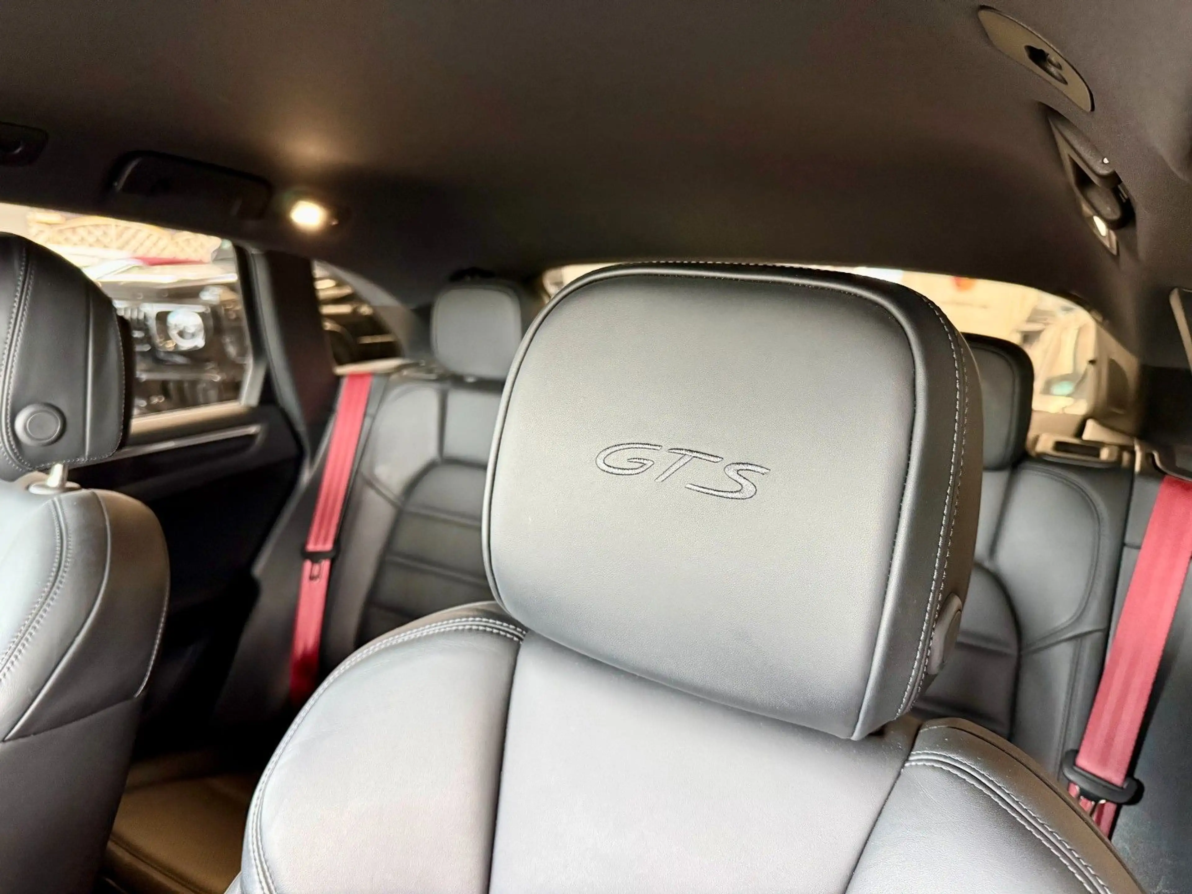 Porsche Macan GTS ACC / Burmester / 360° / Standheizung — photo 6