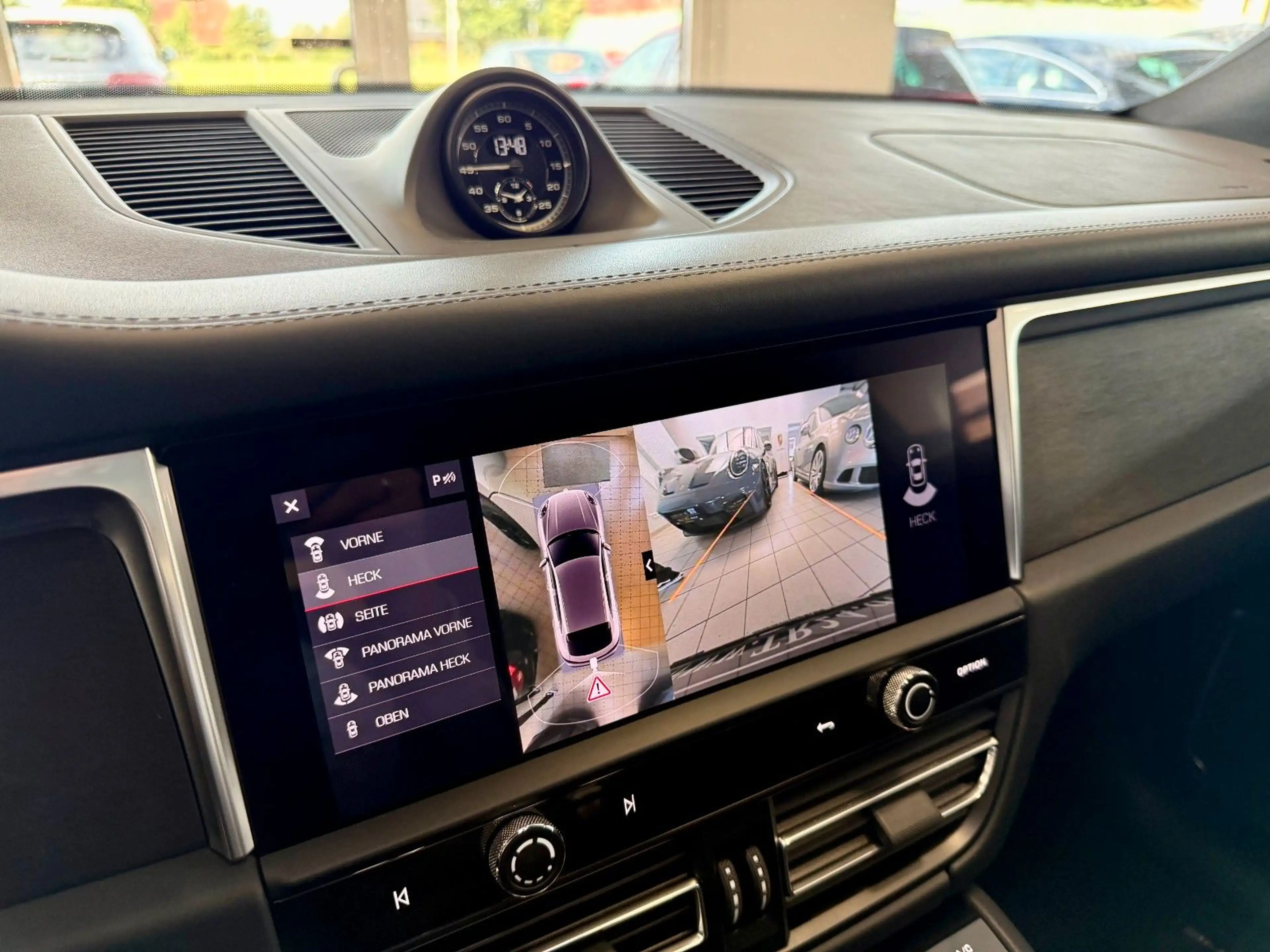 Porsche Macan GTS ACC / Burmester / 360° / Standheizung — photo 15