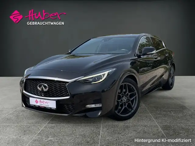 Infiniti Q30 2.0 Sport Tech 211 PS ( *ALLRAD * BOSE* )