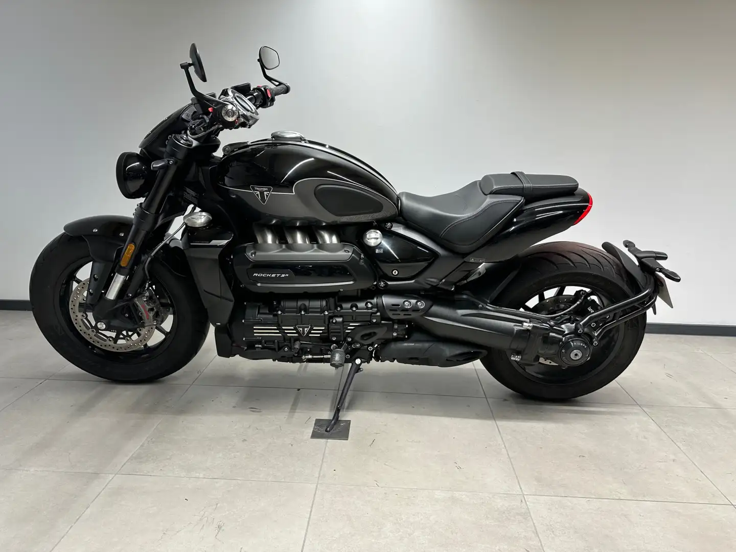 Triumph Rocket 3 R Nero - 2