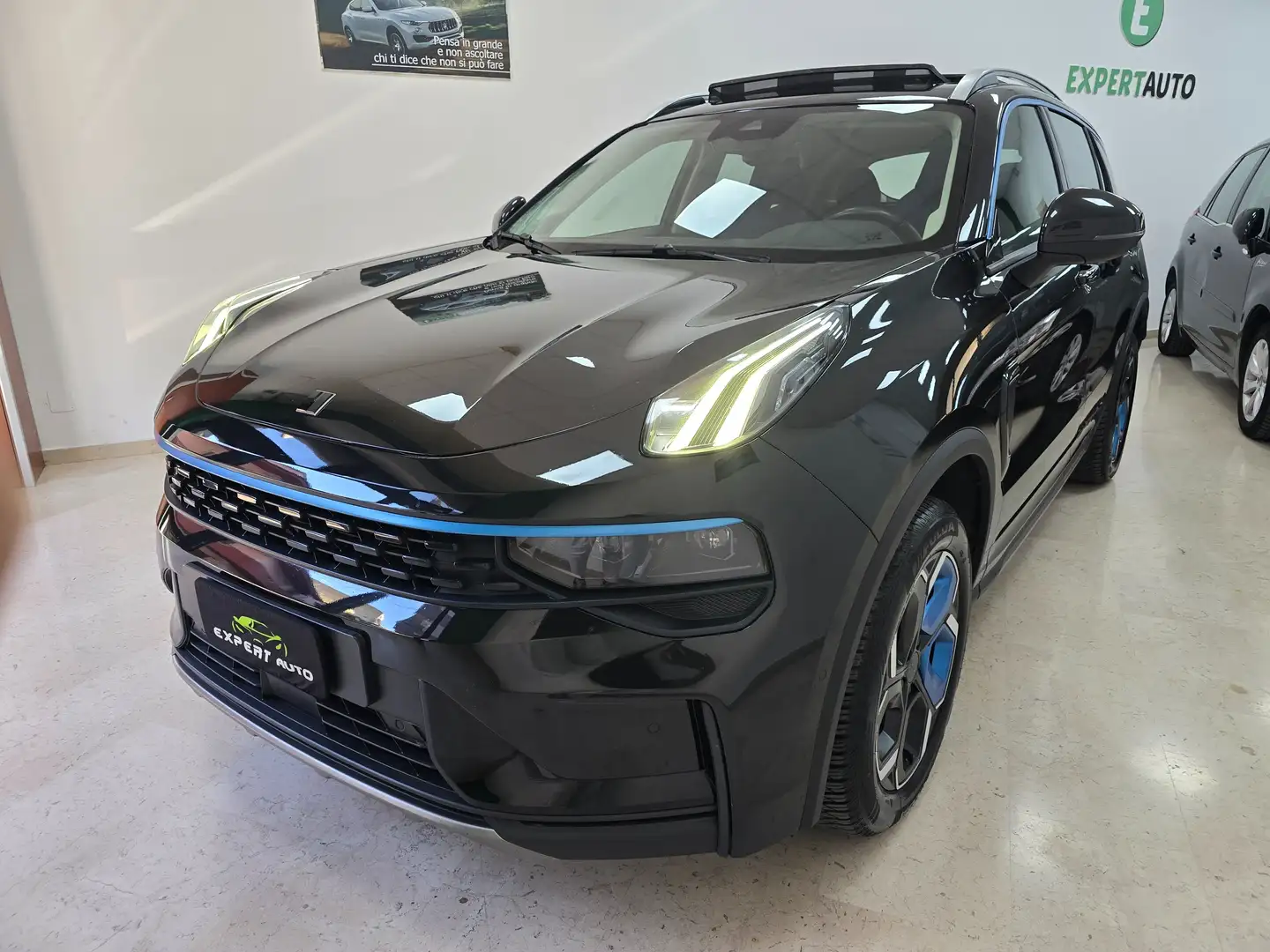 Lynk & Co 01 01 1.5 thev auto full tetto (volvo xc40) Nero - 1