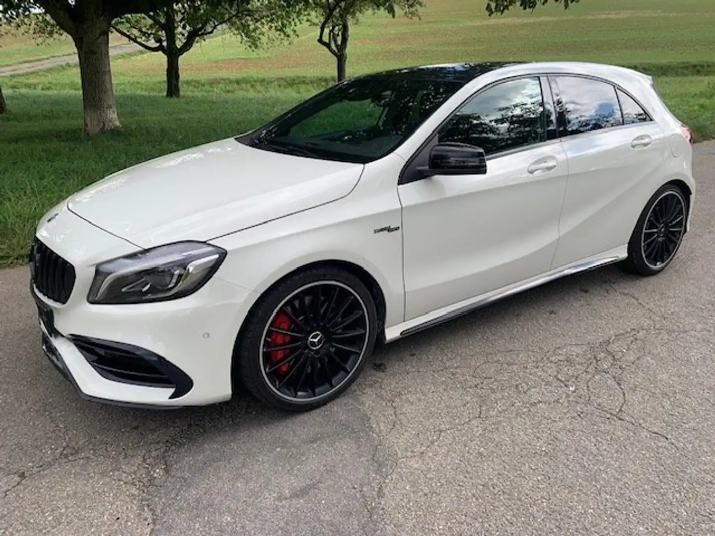 Mercedes-Benz A 45 AMG AMG A 45 4Matic AMG Speedshift 7G-DCT Weiß - 1