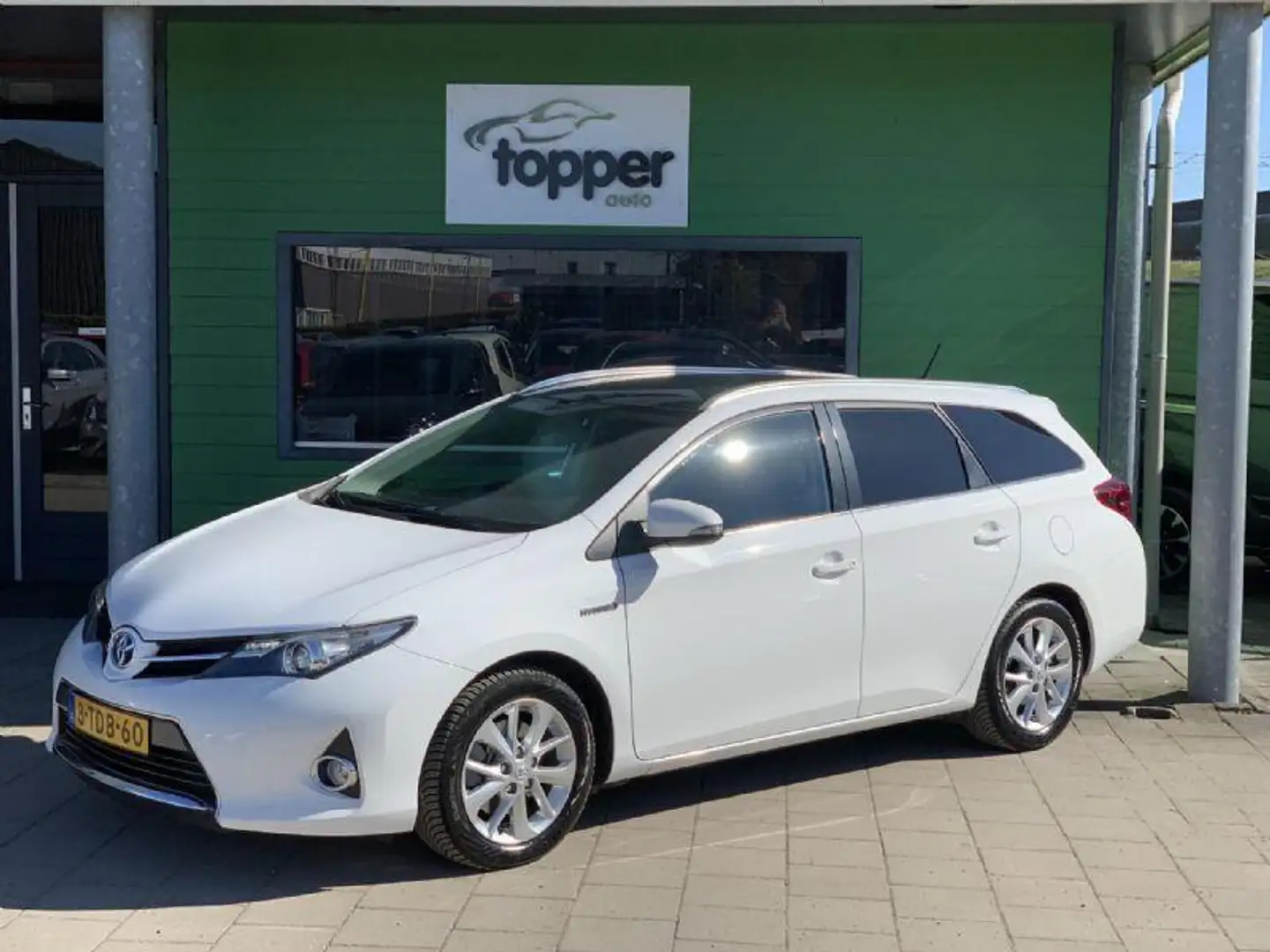 Toyota Auris Touring Sports 1.8 Hybrid Lease | Navigatie | Crui Blanc - 1