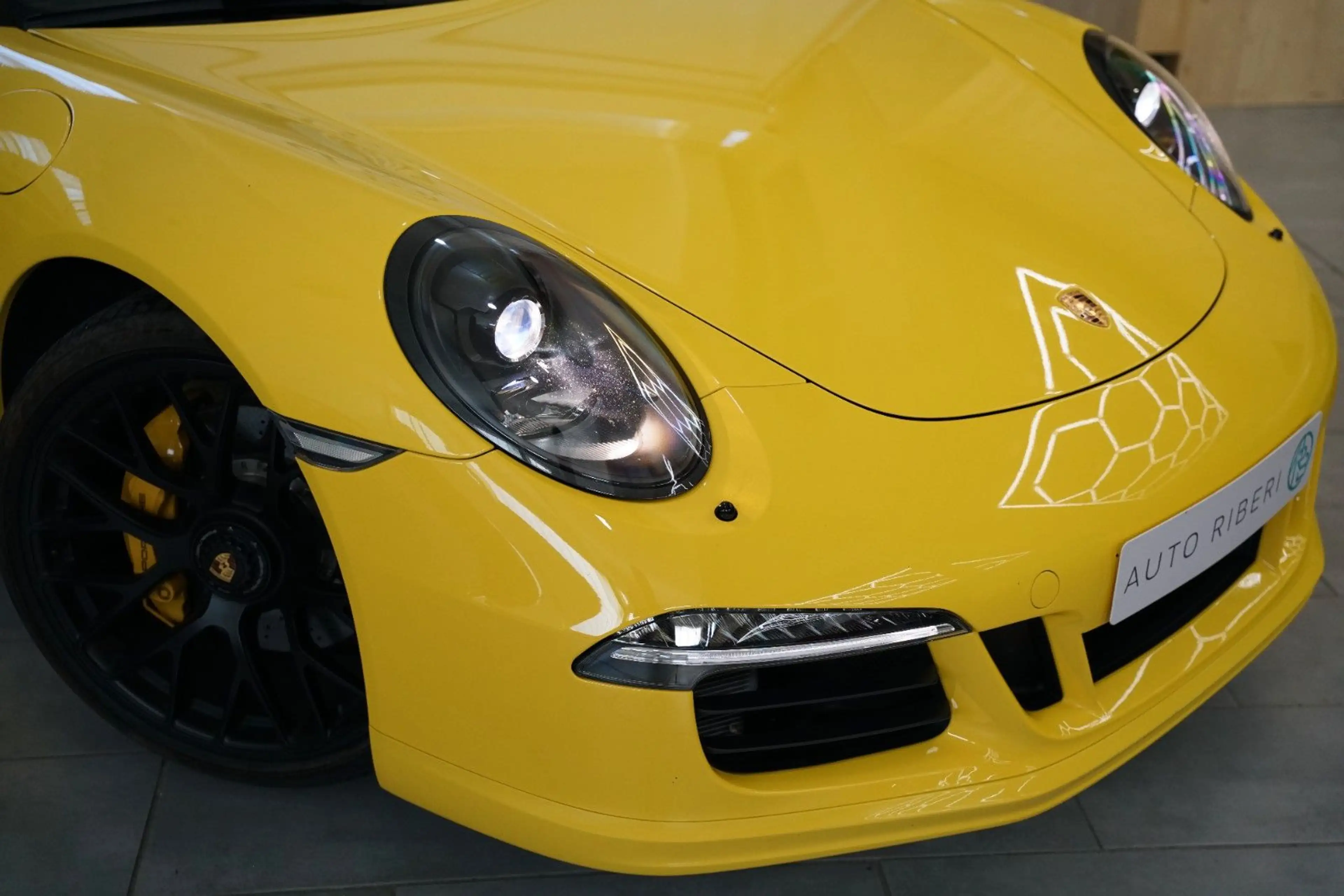 Porsche 911 Carrera GTS *SAGA*S-Chrono*Carbon*Approved* — photo 4