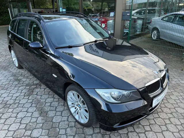 BMW 335 xi Touring *2.Hand*Scheckheft*HU neu*Automatik*Panorama*Leder*Xenon*PDC*Memory*