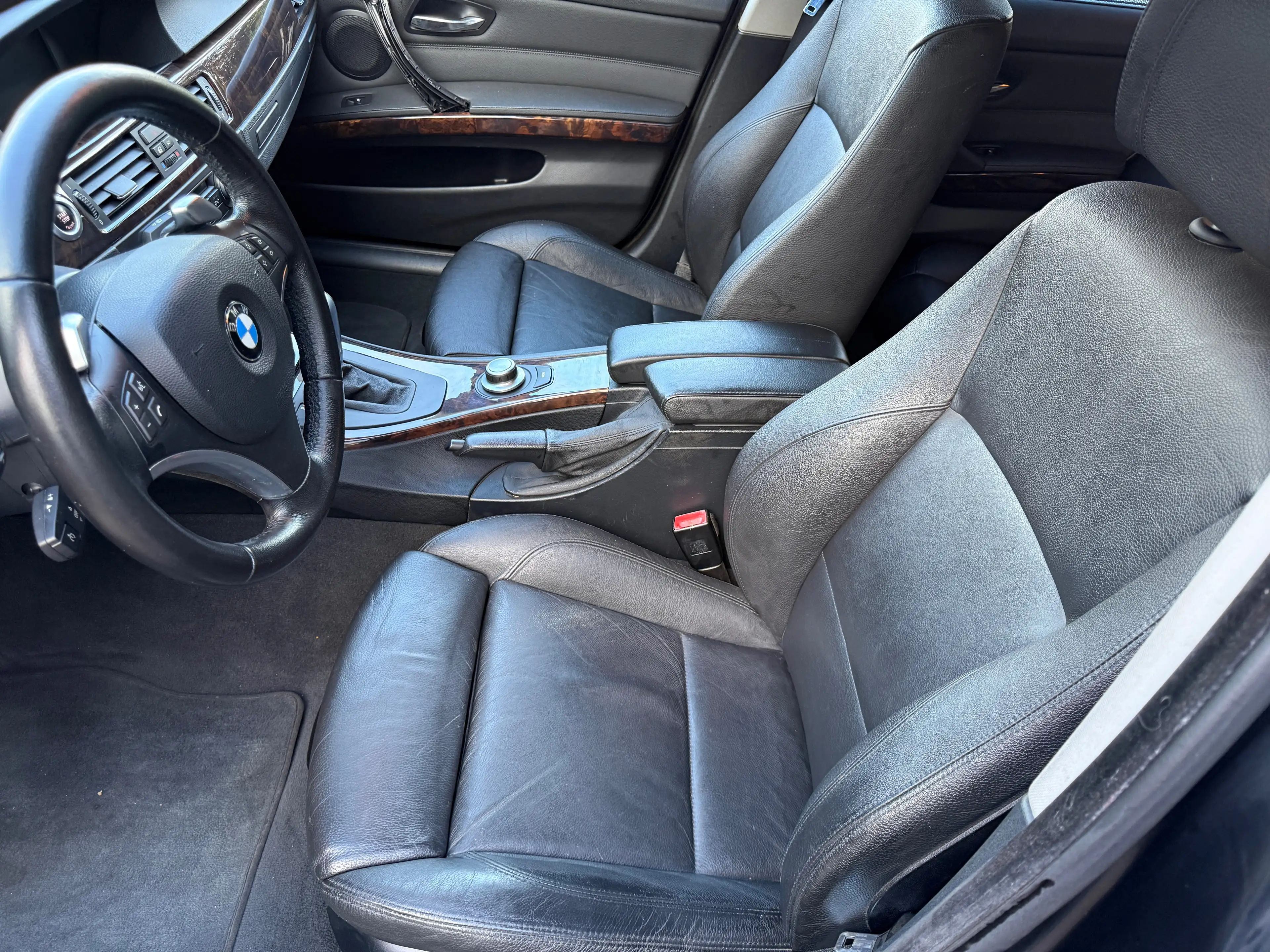 BMW 335 xi Touring *2.Hand*Scheckheft*HU neu*Automatik*Panorama*Leder*Xenon*PDC*Memory* — photo 9