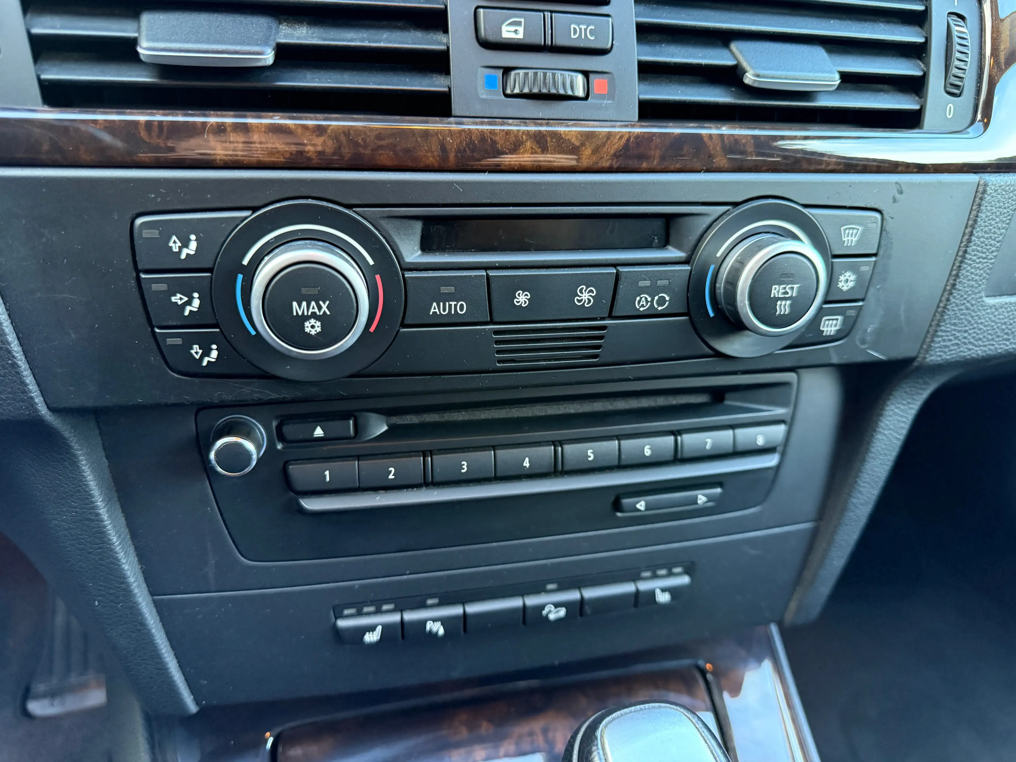 BMW 335 xi Touring *2.Hand*Scheckheft*HU neu*Automatik*Panorama*Leder*Xenon*PDC*Memory* — photo 15