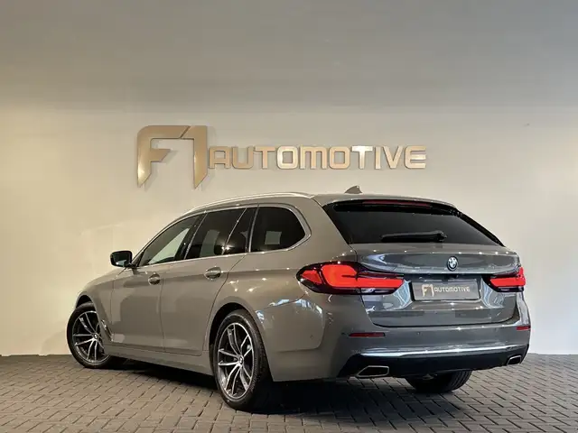 BMW 5 Series view 6
