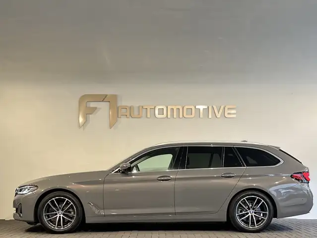 BMW 5 Series view 7