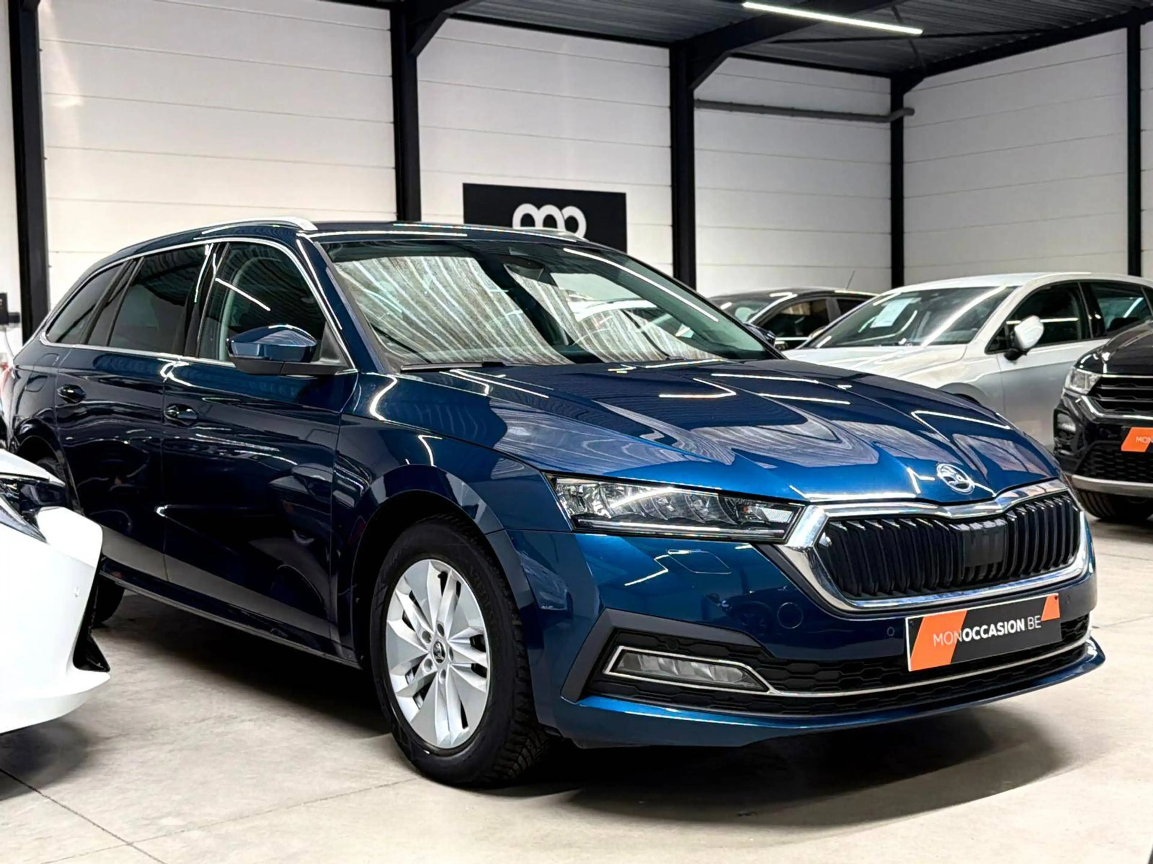 Skoda Octavia SW 2.0 TDi Clever *DSG*GPS*CAMERA*LED*SGCHAUFFANT*CLIM* — photo 2