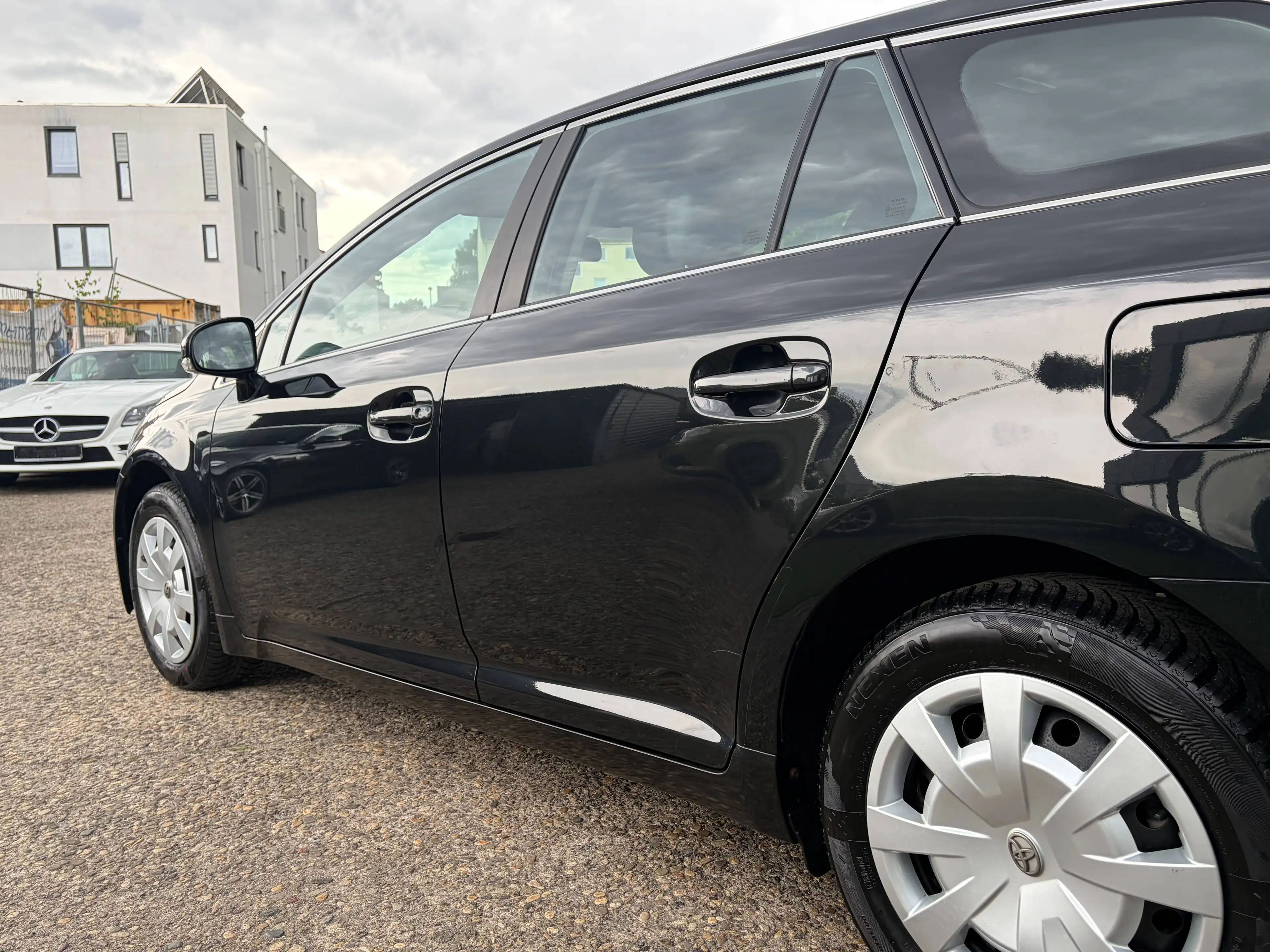 Toyota Avensis Automatik*2.Hand*HU/AU Neu*Tempomat*Toyota Scheckheftgepflegt — photo 6