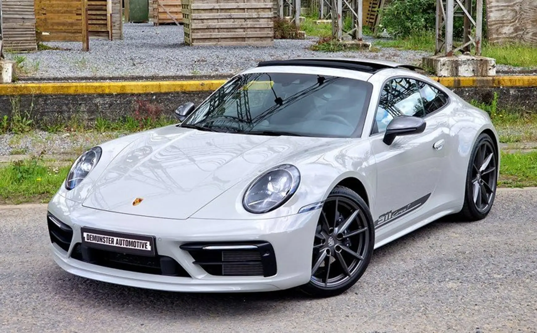 Porsche 992 * CARRERA T * ZELDZAAM ! * LED *NAVI *NIEUW Grijs - 1