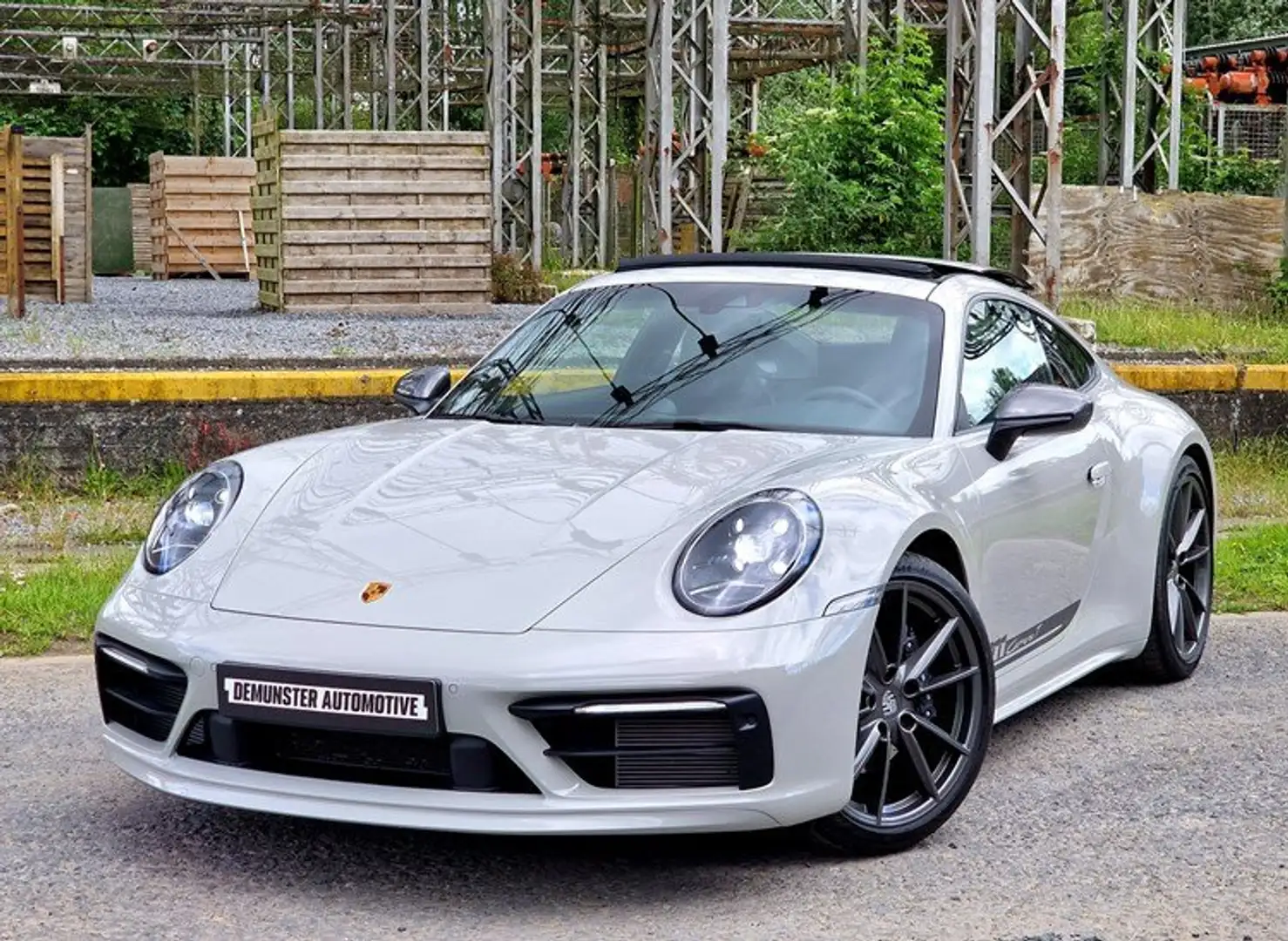 Porsche 992 * CARRERA T * ZELDZAAM ! * LED *NAVI *NIEUW Grijs - 2