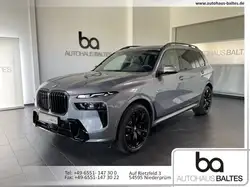 Bmw X7 xDrive 40d M Sport Pro 6Sitz/22"/Soft/Ico/AHK Navi/Pano. Dach/Styling/Autom./Klima/LED/Park Assist./Sportpaket/Sitzhzg.