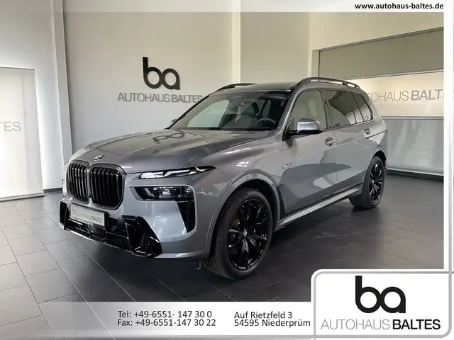 Bmw X7 xDrive 40d M Sport Pro 6Sitz/22"/Soft/Ico/AHK Navi/Pano. Dach/Styling/Autom./Klima/LED/Park Assist./Sportpaket/Sitzhzg.