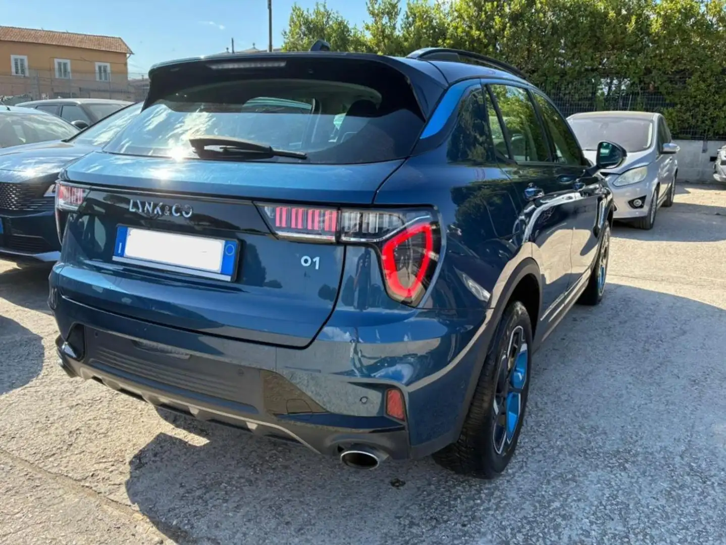 Lynk & Co 01 1.5cc PHEV 143cv TETTO APRIBILE SAFETYPACK Blu/Azzurro - 2