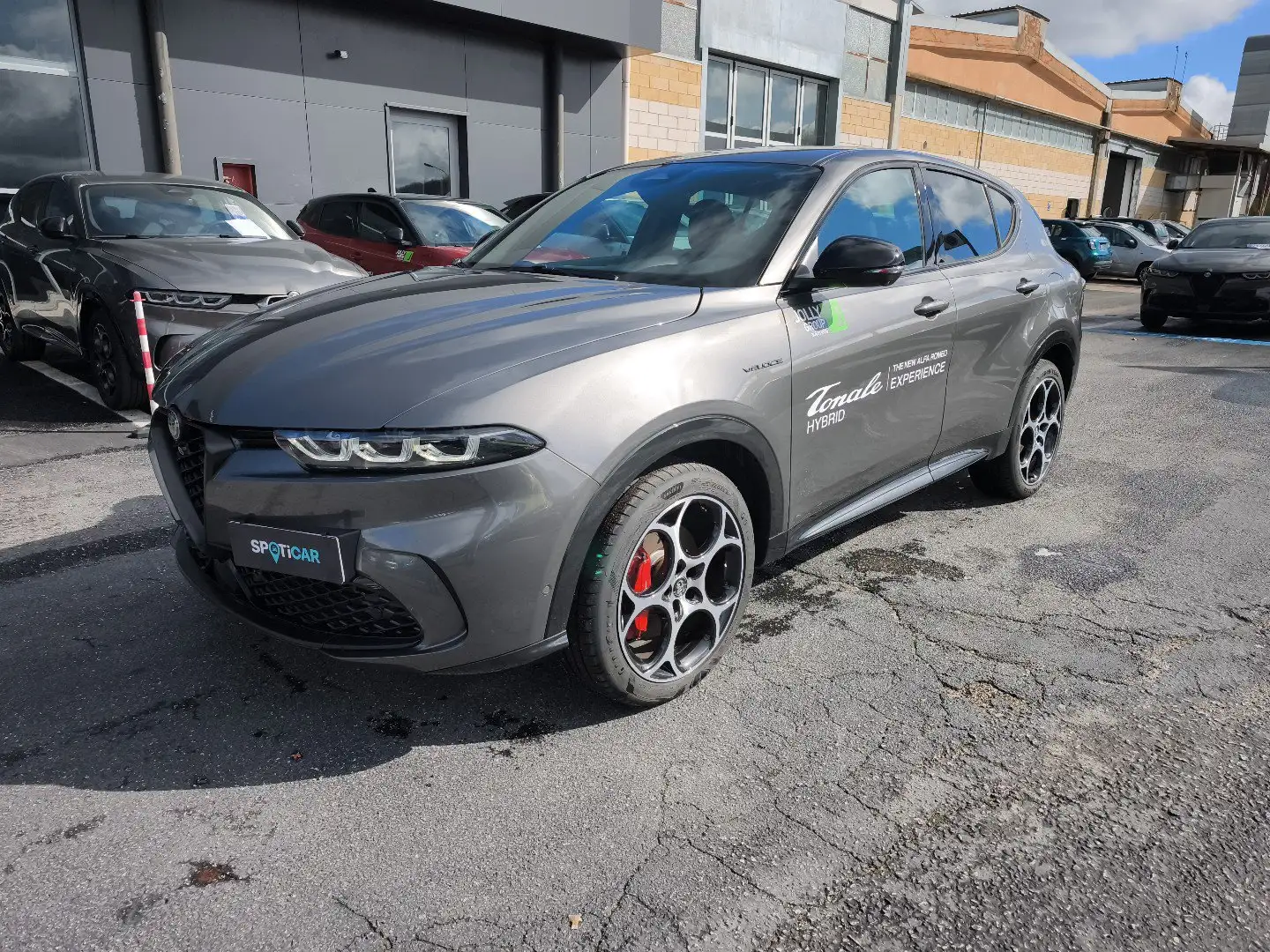 Alfa Romeo Tonale Plug In Hybrid Q4 280cvVeloce Grigio - 2