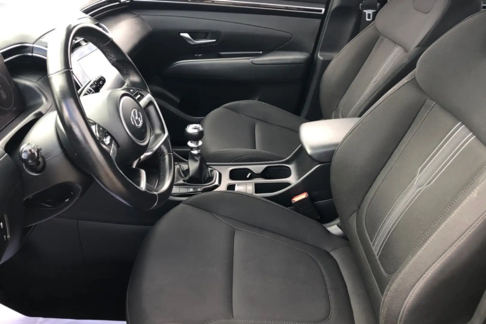 Hyundai TUCSON 1.6 TGDI Maxx 4x2 Negro - 2