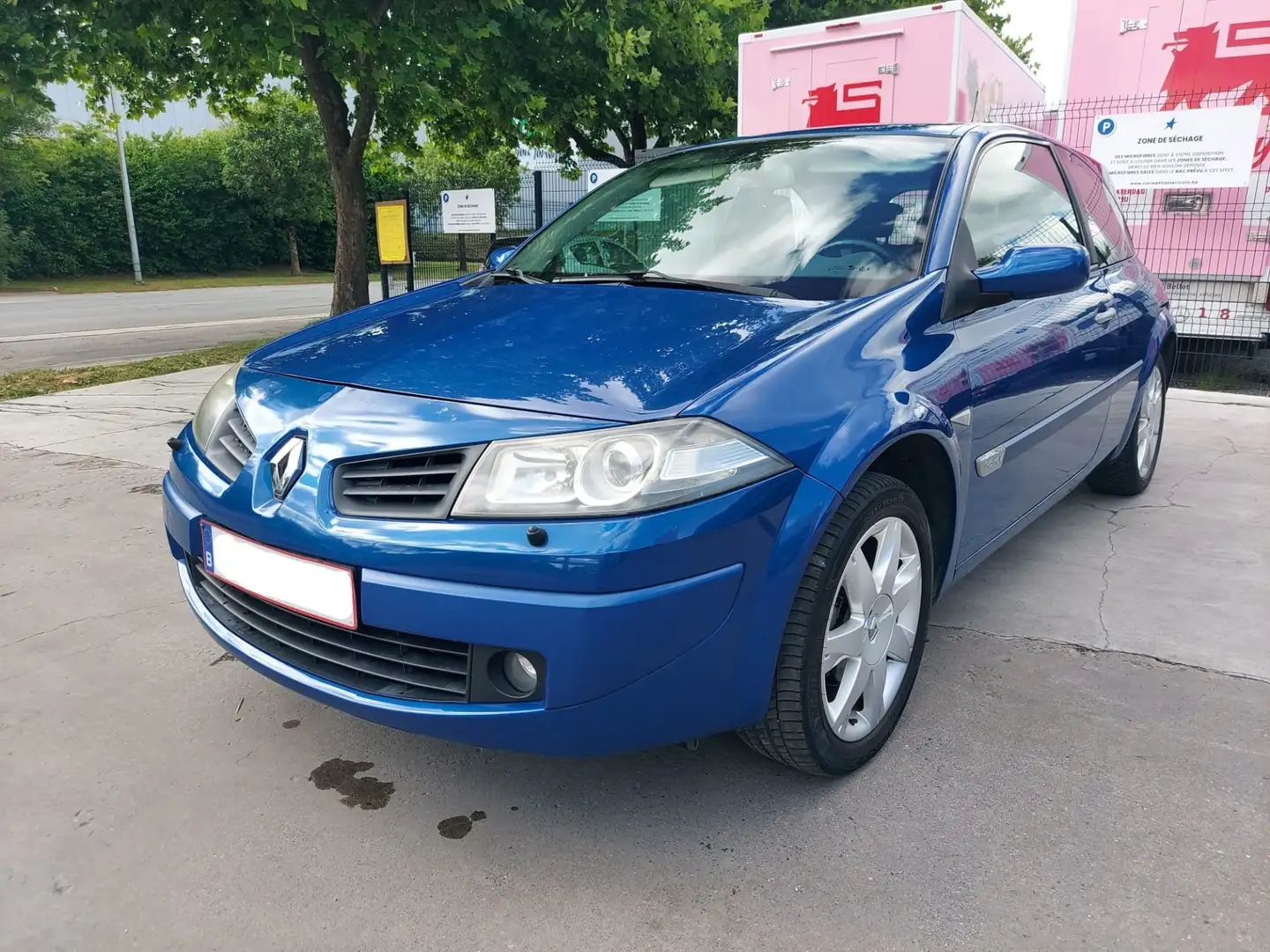 Renault Megane 1.6 Privilege Bleu - 1