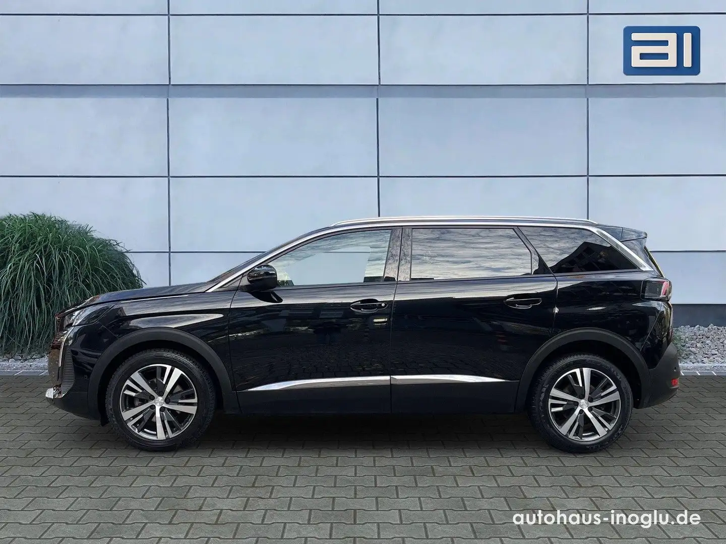 Peugeot 5008 1.2 Allure Pack 130 PureTech 7-Si+Navi+SHZ+ Noir - 2