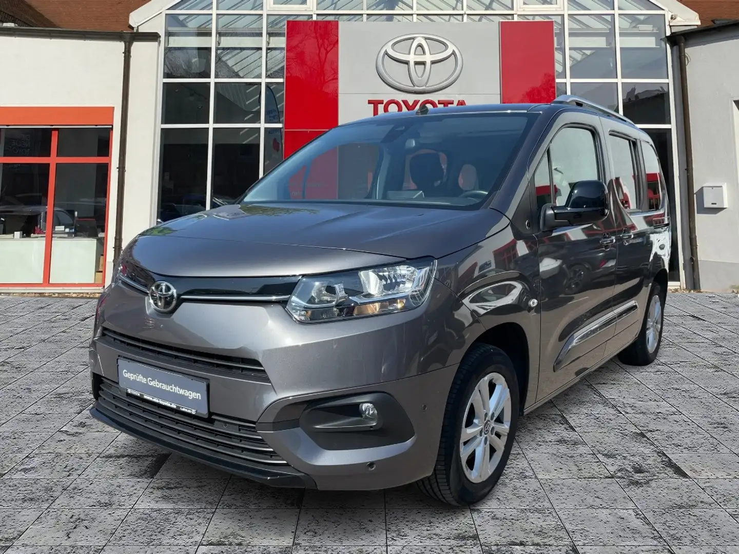 Toyota Proace City Verso 1.2 L1 Team D AHZV*Navi*KAM*DAB Gris - 2